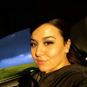 Meet your Posher, Claudia